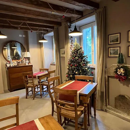 Al Molo 5 - Front * Oliveto Lario