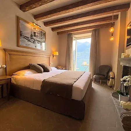 Al Molo 5 - Front Oliveto Lario