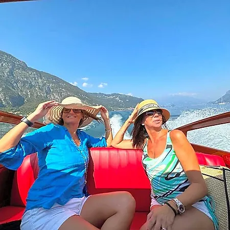 Al Molo 5 - Front 3* Oliveto Lario