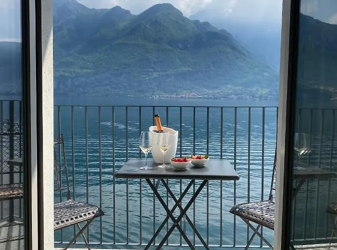 Värdshus Al Molo 5 - Front 3*