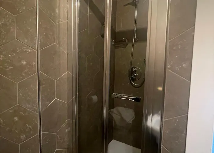 Al Molo 5 - Front 3* Oliveto Lario