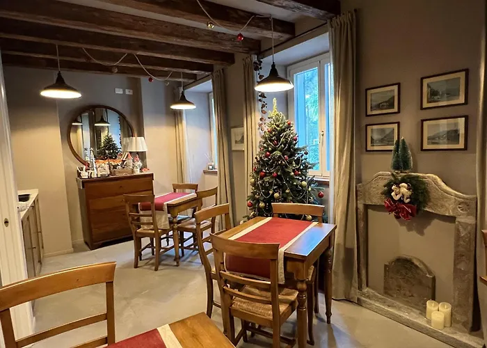 Al Molo 5 - Front 3* Oliveto Lario