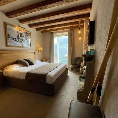 Al Molo 5 - Front Πανδοχείο