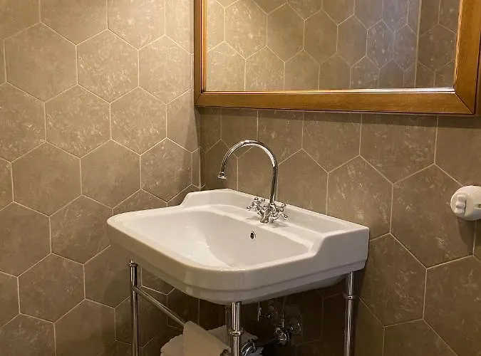 Al Molo 5 - Front 3* Oliveto Lario